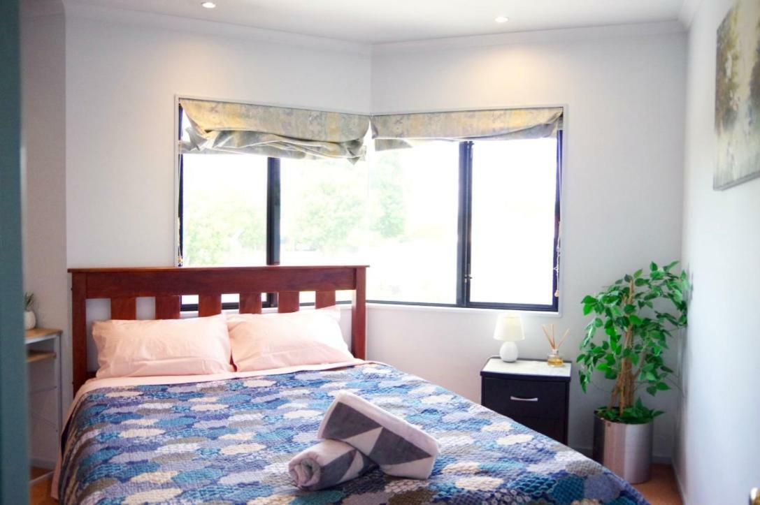 Hamilton East Homestay Exterior photo